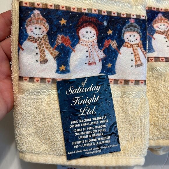 SATURDAY KNIGHT LTD Cream Blue Snowman Bath Hand Towel Decorative NWT Winter - Picture 2 of 8